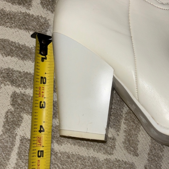 Chic White Western Knee-High Boots - Picture 14 of 16